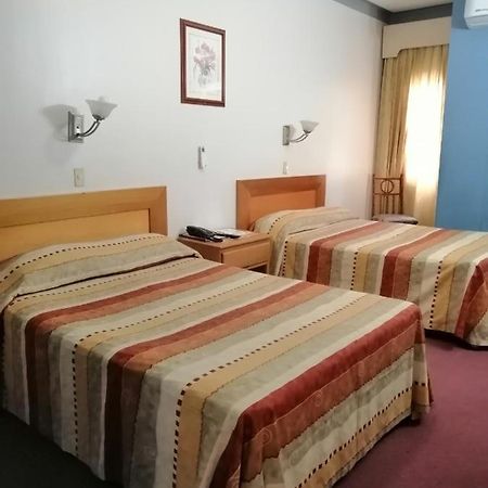 Hotel Astromundo Reynosa Bagian luar foto